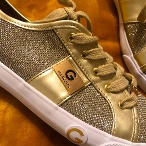 Womens Guess Gold Sneakers (NWOT) 9.5